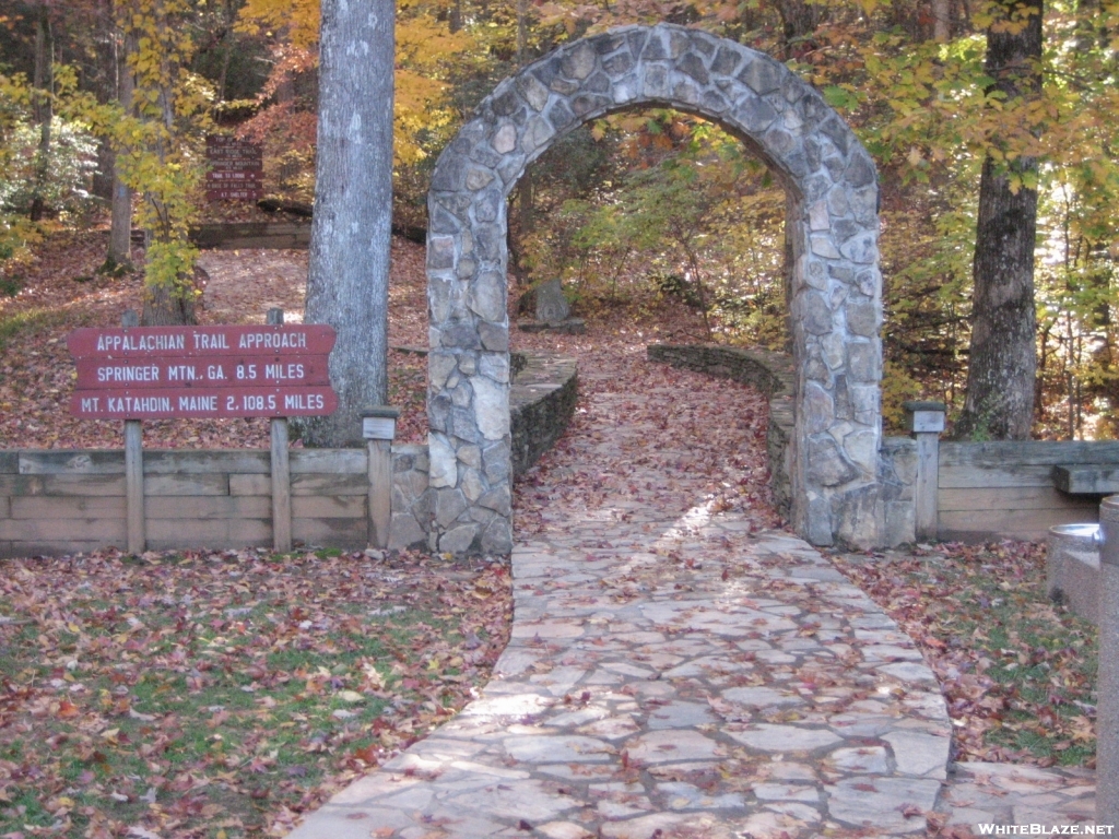 Gateway at the Approach Trail