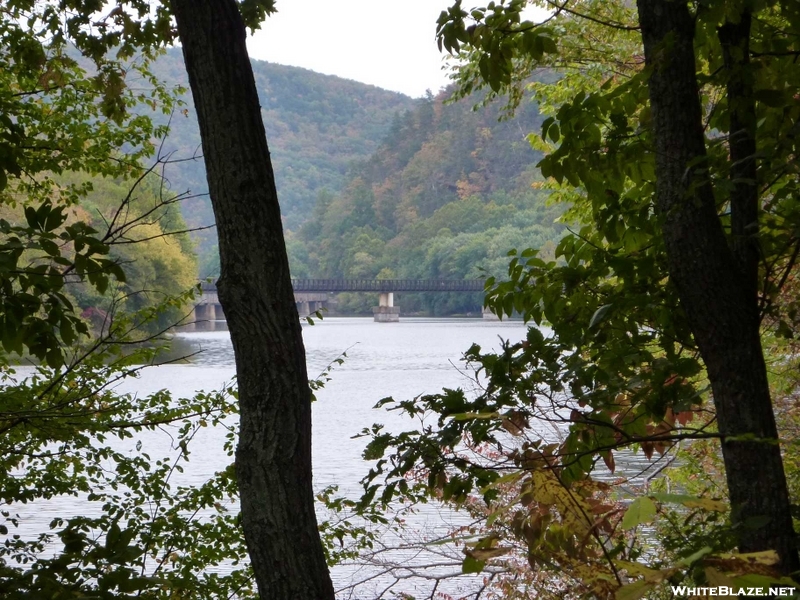 James River & Foot Bridge, Va