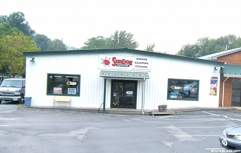 SunDog Outfitters - Damascus, VA