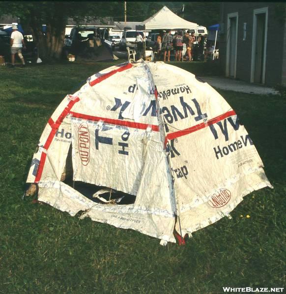 Tyvek Man's tent