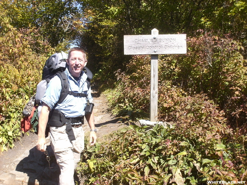 Blaze (sign): Warning Sign At Charlies Bunion On At - Gsmnp