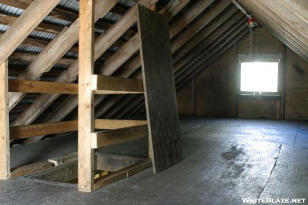 Roan High Knob Shelter Loft