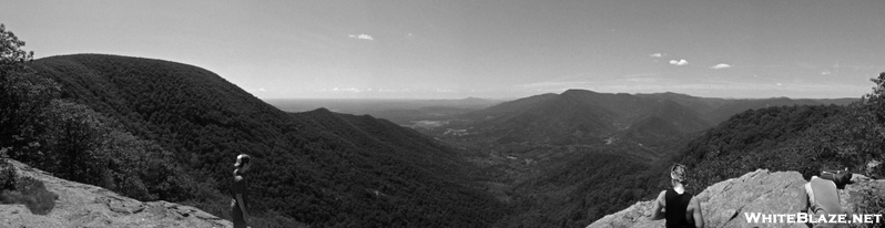 2009-0627d Hanging Rock Vista Pano