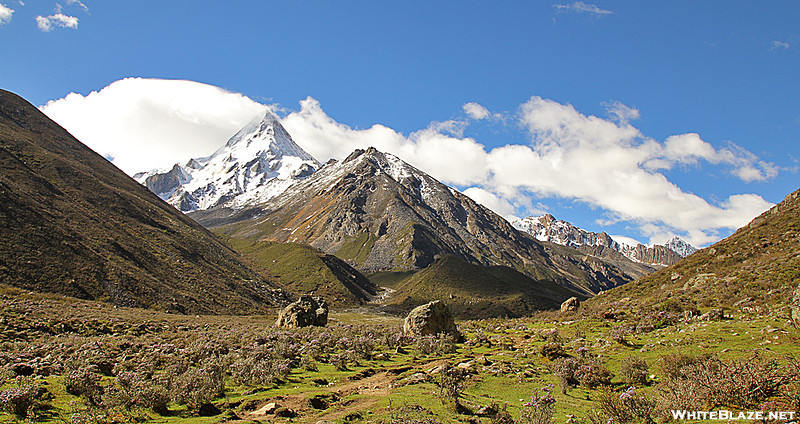 June 2011 Minya Konka hike