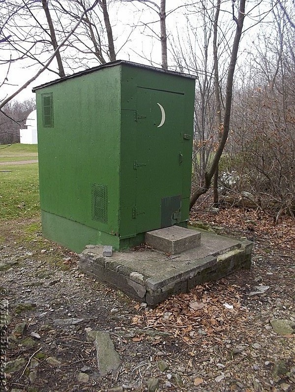 Privy Behind Pulpit Rock Vista in Pennsylvania