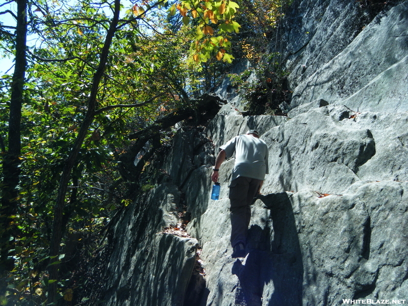 The East Coast Hikers Hike Mcafee's Knob And Dragon's Tooth