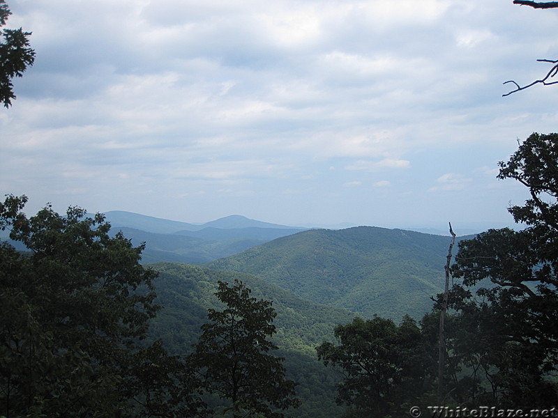 crescent rock overlook to beahms gap 182