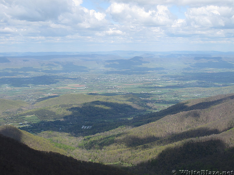 Rose River Falls and Hawksbill Mountain hike