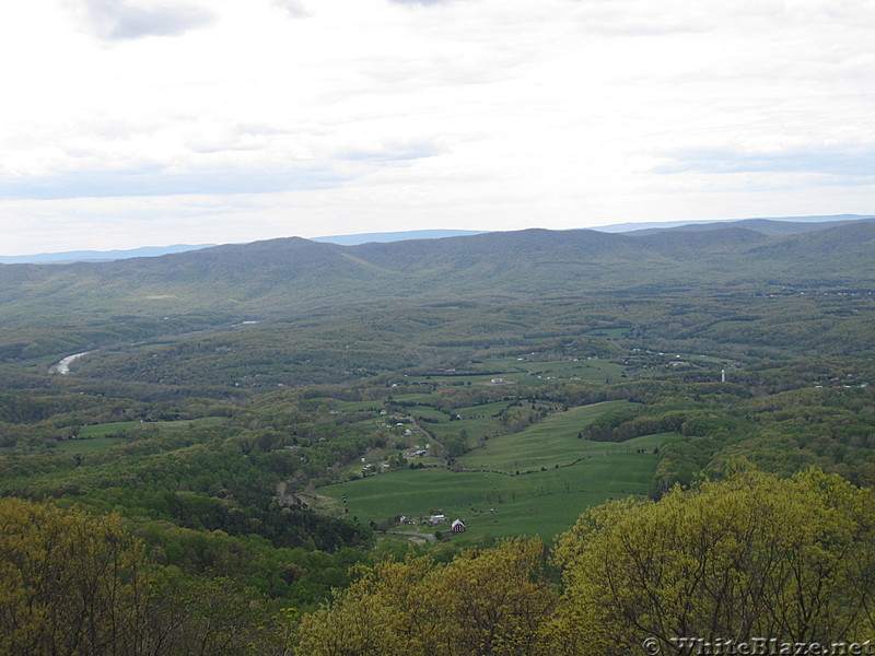 Rose River Falls and Hawksbill Mountain hike