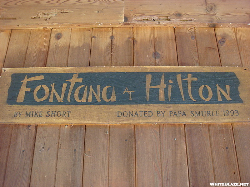 0276 2011.06.25 Fontana Hilton Sign On Shelter