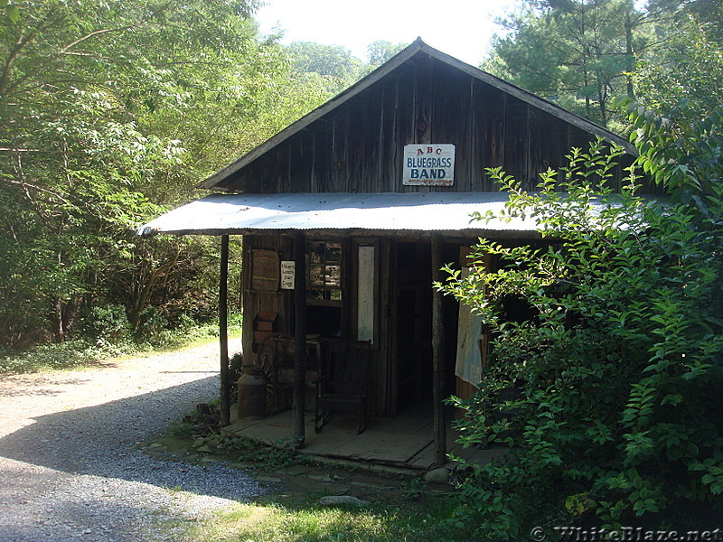 0454 2012.08.26 Standing Bear Farm Bunkhouse