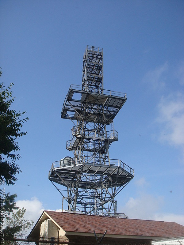 0536 2013.08.31 Cell Tower On Camp Creek Bald