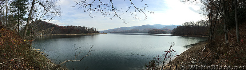 0733 2016.11.25 View Of Watauga Lake