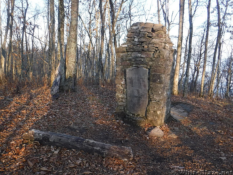 0743 2016.11.26 Nick Grindstaff Stone Monument