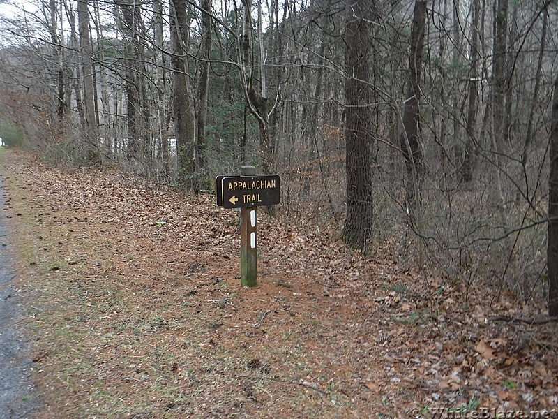 0774 2016.12.23 AT Sign On Virginia Creeper Trail North Of Damascus VA