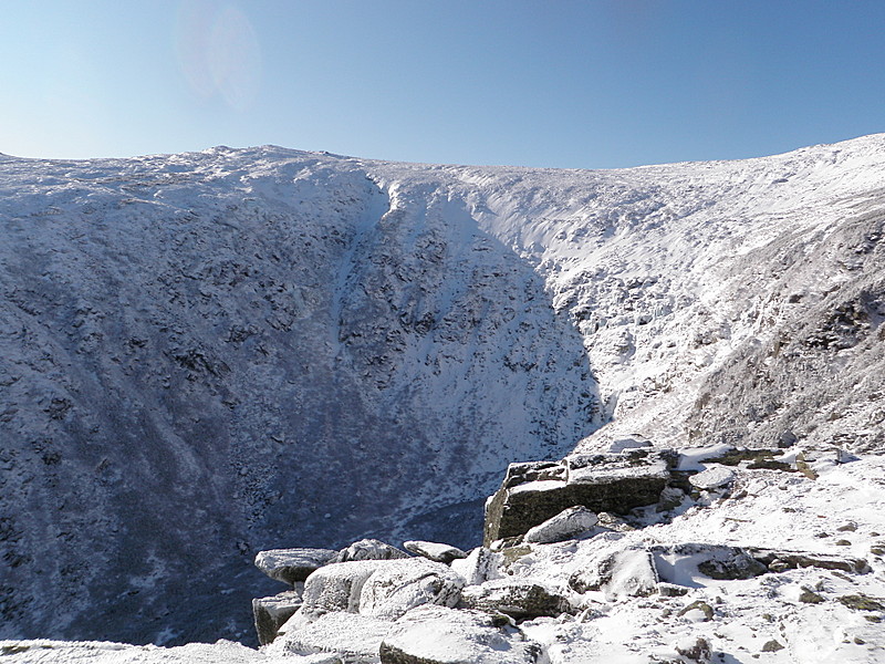 Lion's Head trail - Mount Washington December 2011