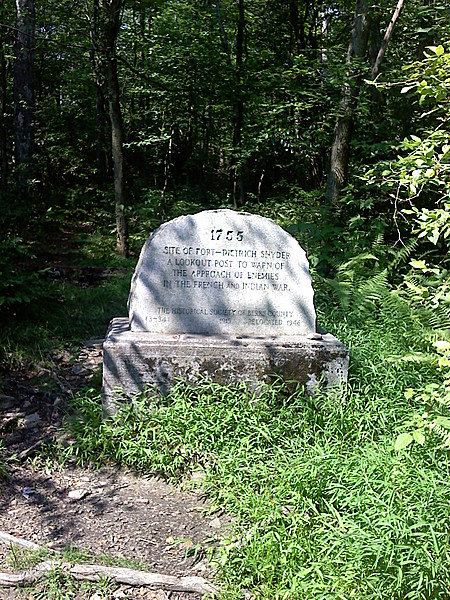 Fort Deitrich Snyder Monument