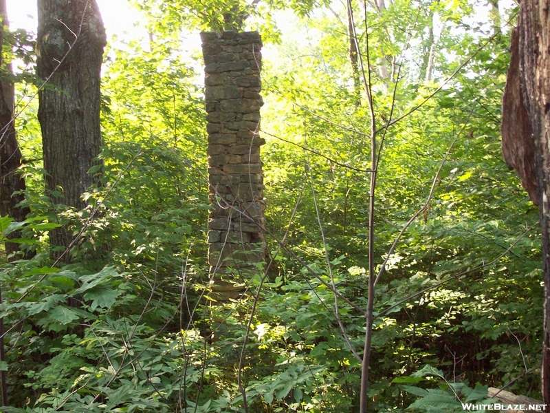 Old Chimney off of Hot Short Mountain Trail