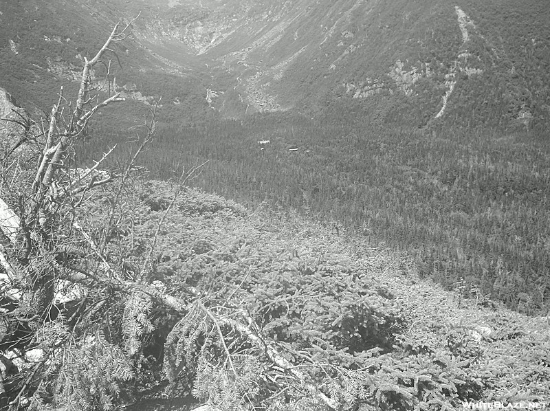 Down to Huts and Tuckerman Ravine from Harvard Rock