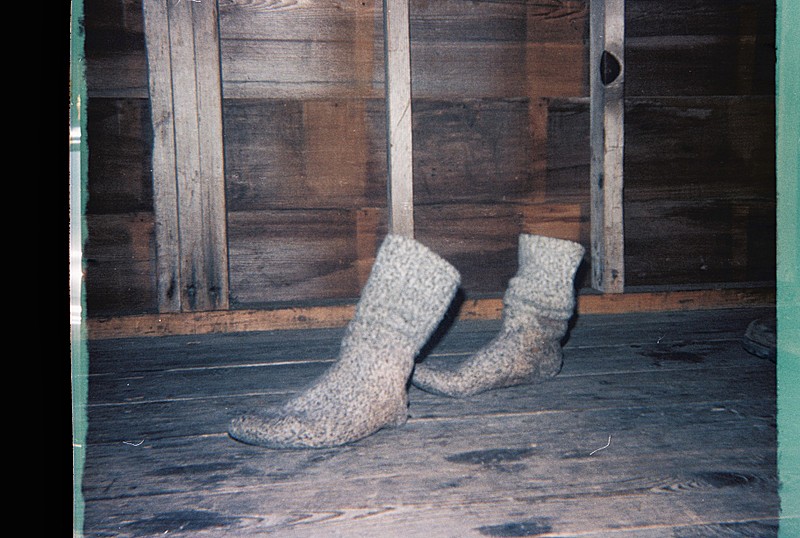 Walkin' socks 1985