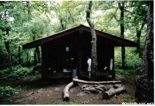 Tray Mountain Shelter