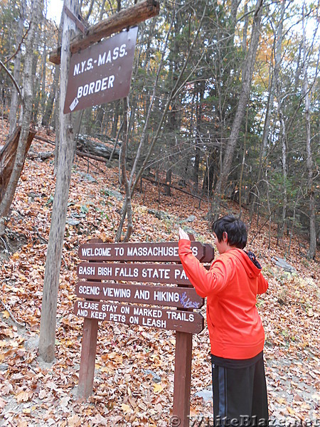 The Mt. Alander, S.Taconic and Frissel Trails (NY,MA,CT) with Another Kevin, Snacktime and Teacher  