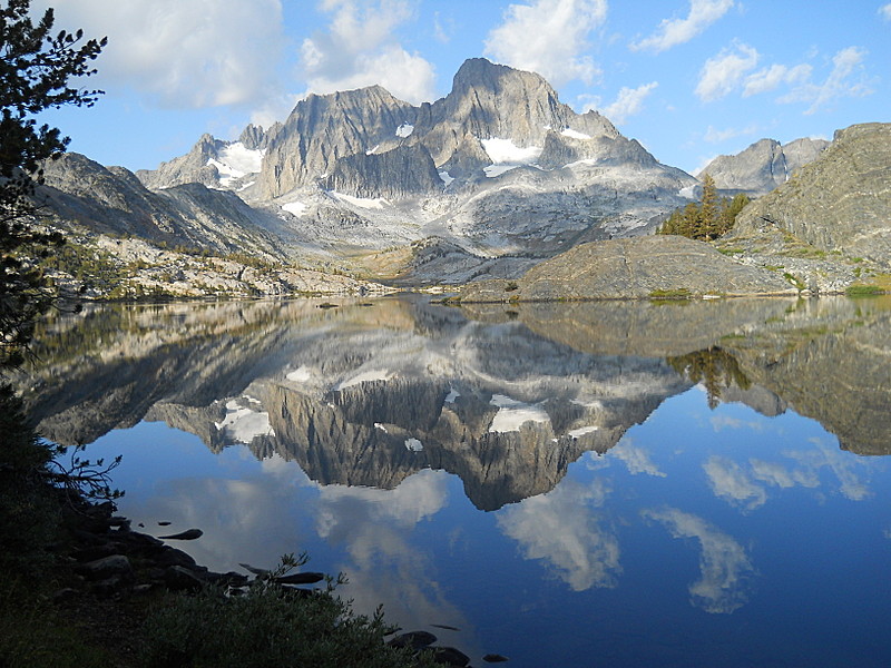 Garnet Lake on John Muir Trail