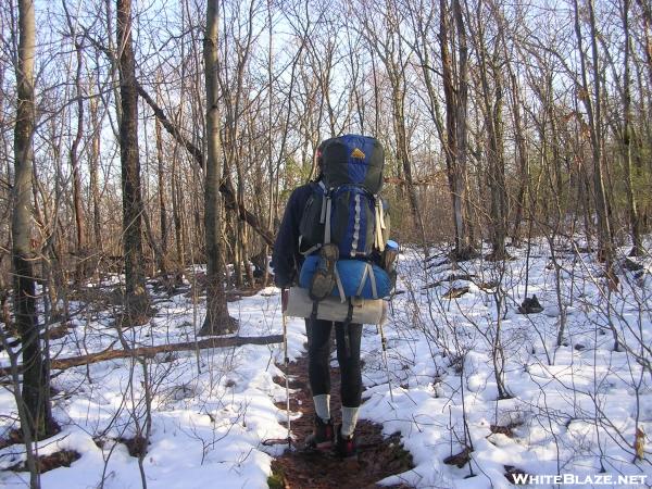 Cookerhiker hikes CT in the snow