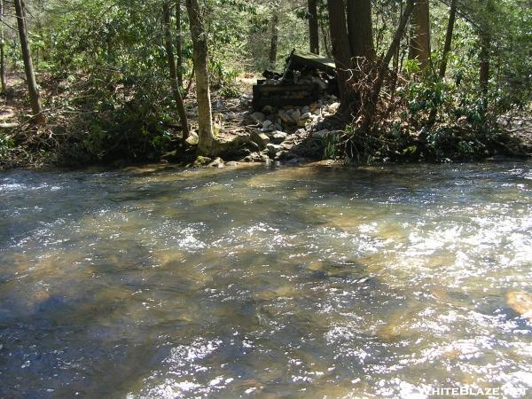 Stony Creek sans bridge