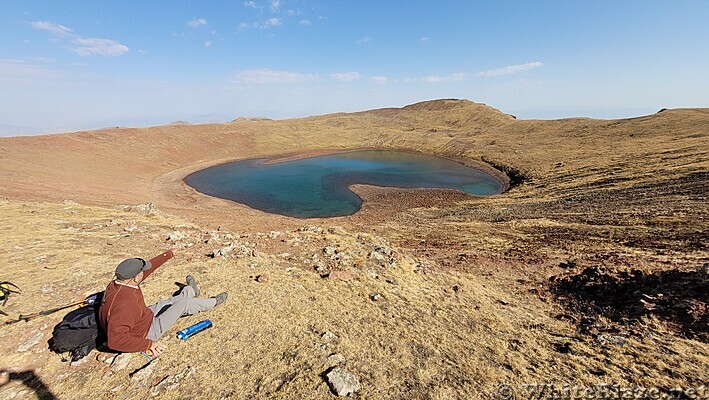 Crater lake of Mt. Azhdahak on the TCT Armenia.