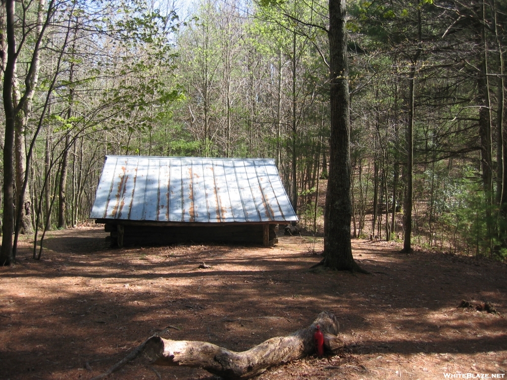 Tenting Area behind Deer Park Shelter 04APR2007