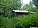 Jerry\'s Cabin view from rear 25JUN2005 by cabeza de vaca in North Carolina & Tennessee Shelters