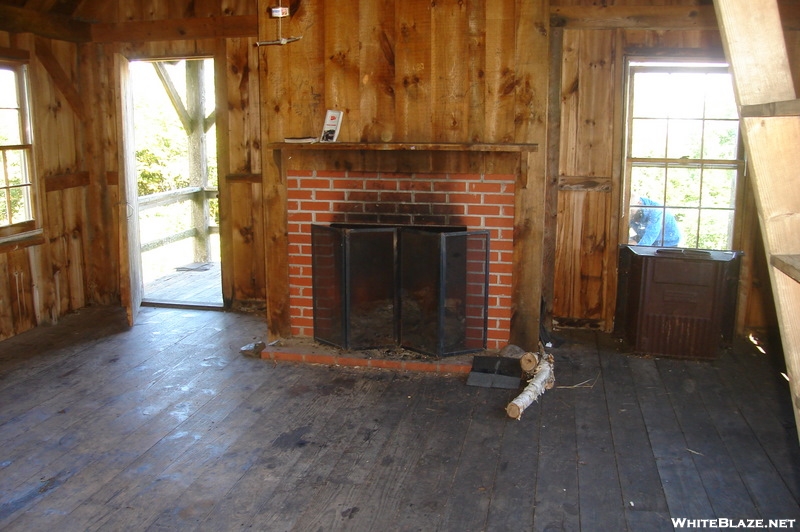 Lookout Cabin interior 2, AT Vermont