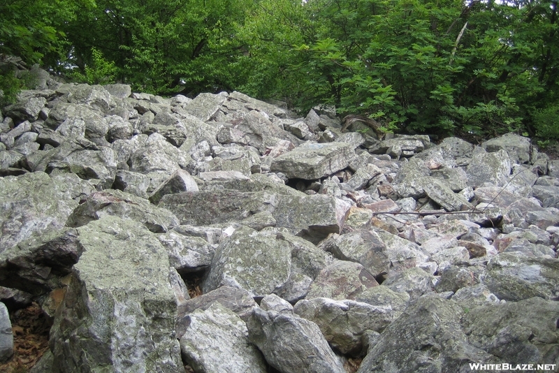 On the way to Bake Oven Knob