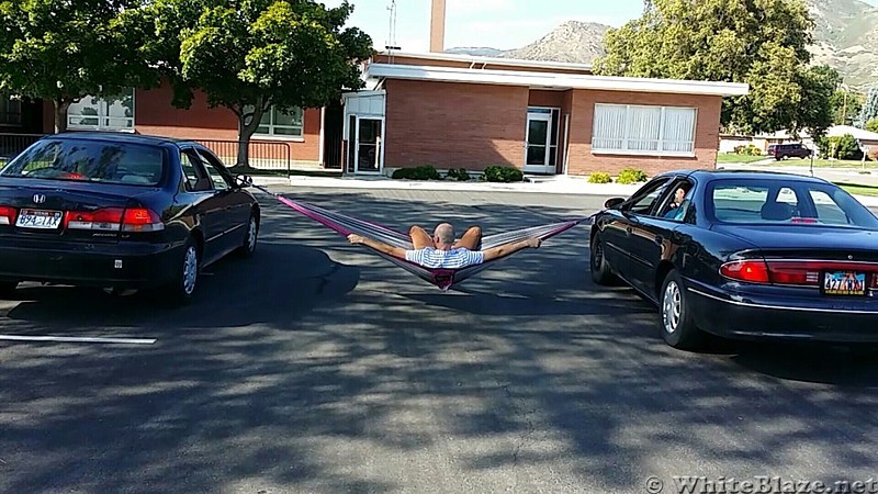 Moving Car Hang!