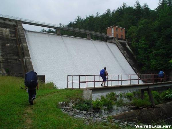 Dam_hiking