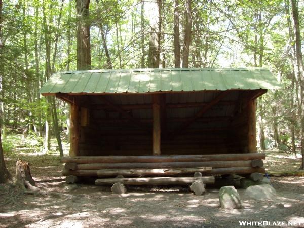 Mount Algo Lean-to: Front, Aug. 2006