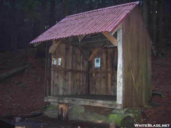 Glen Brook Lean-to: Right Side