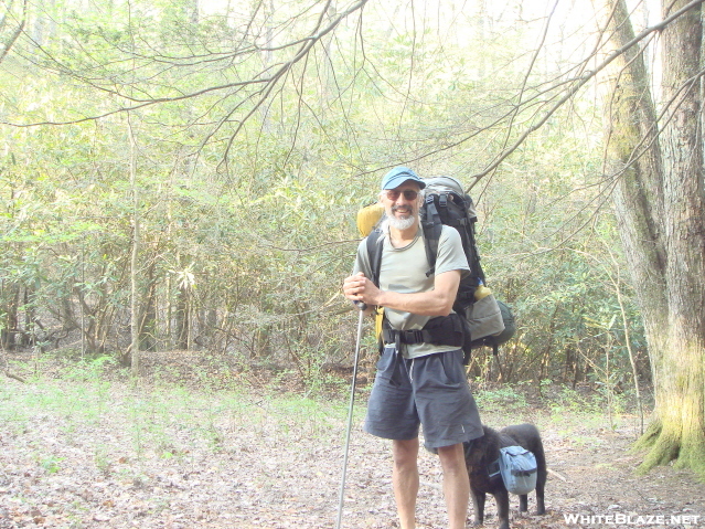 Uncle Fungus Hiking Out Alone/april 27 '09