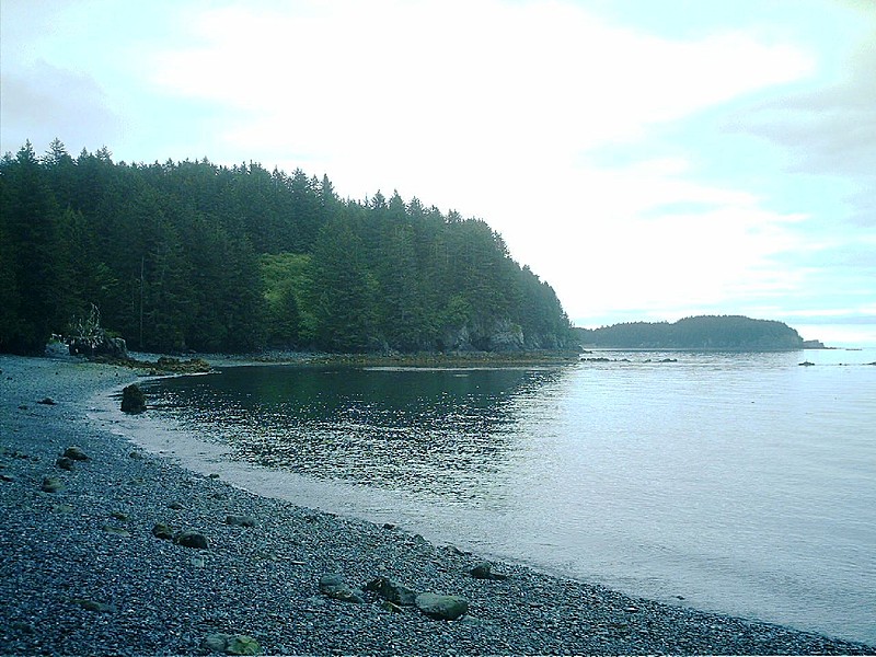 Spruce Island Alaska - hike to Ouzinkie, pebbly beach 5