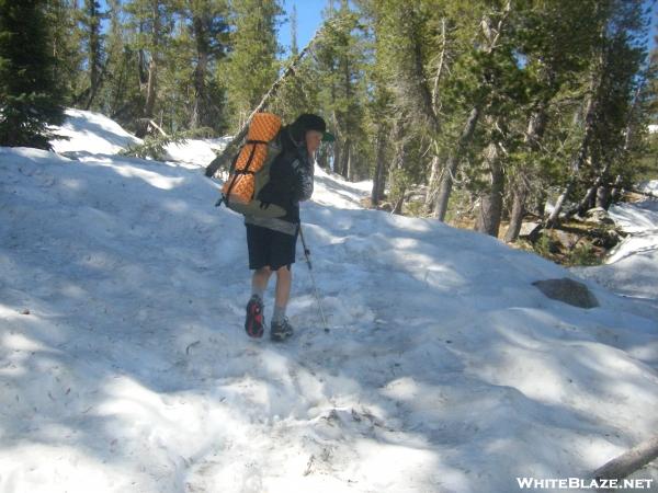 hike in yosemite on the JMT